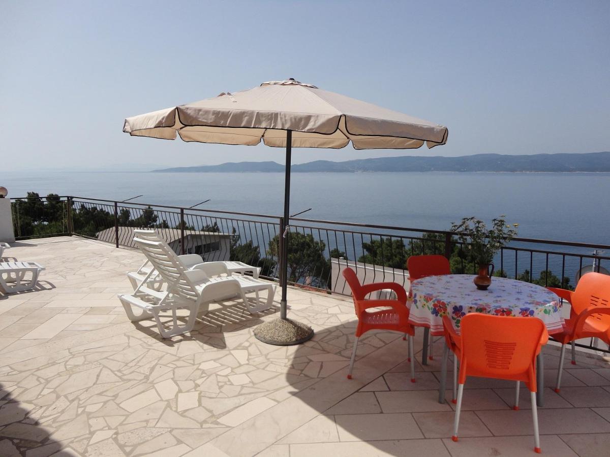 Apartman Lucijan Marusici  Buitenkant foto